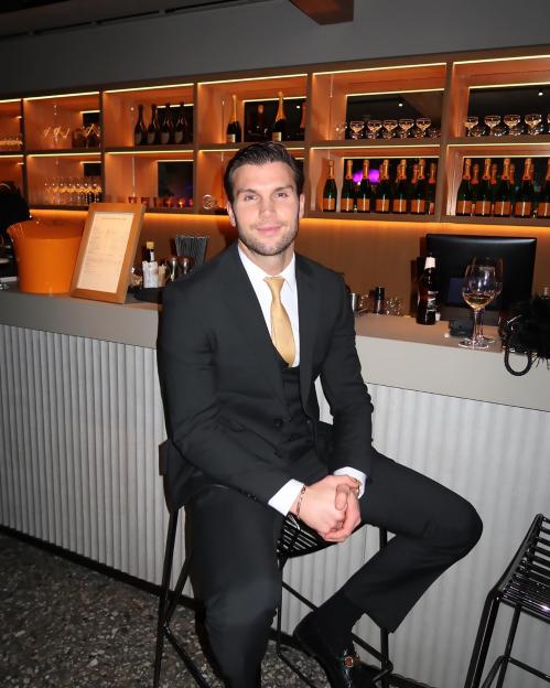 NINTCHDBPICT001014743371