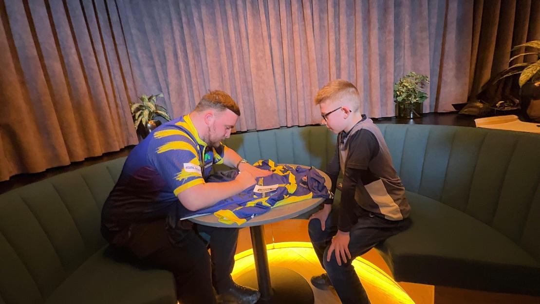 NINTCHDBPICT001040975107