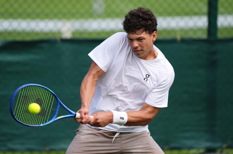 Ben Shelton of the United States playing tennis during a practice session.