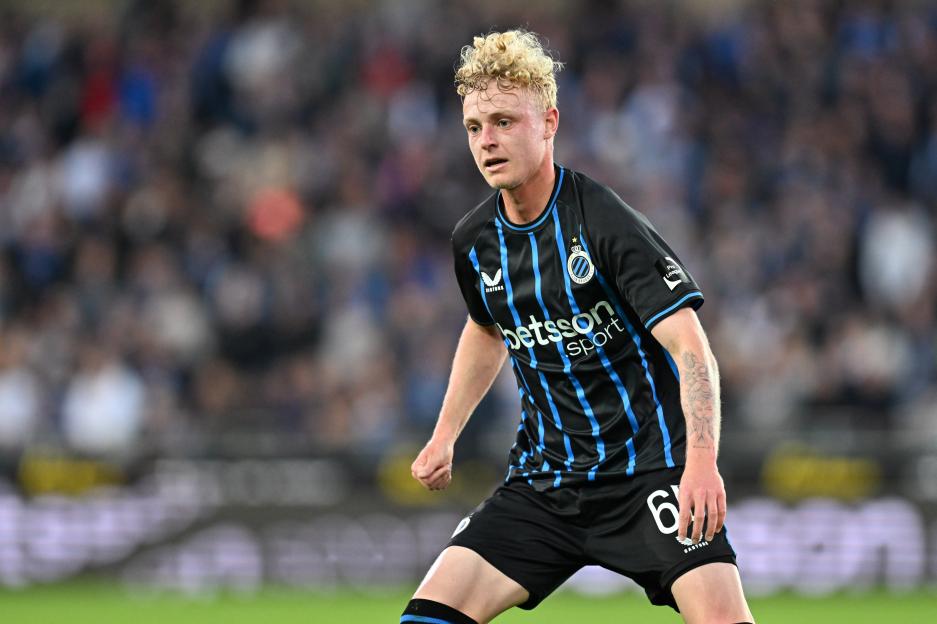 Man Utd Eyes New Left-Back as Red Devils and Arsenal Explore Transfer Options