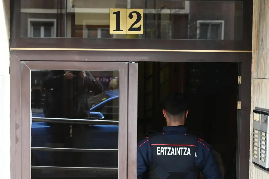 Wife Arrested After Allegedly Severing Husband's Penis and Stabbing Him to Death While Shopping with Bloodied Hands