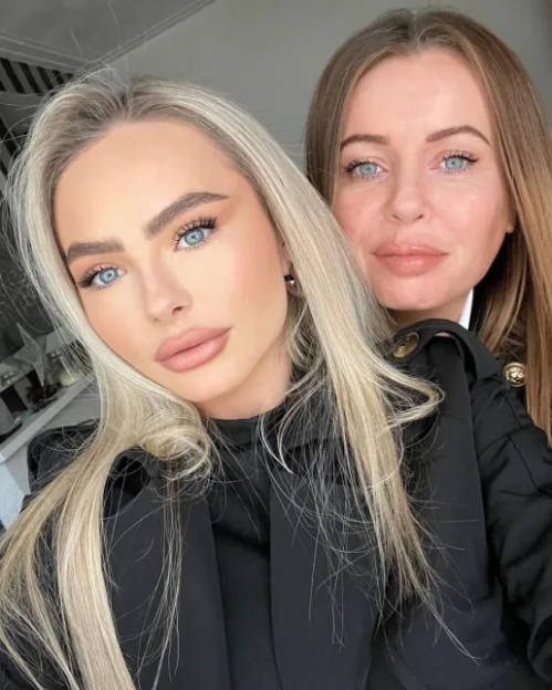 Two women with blue eyes.