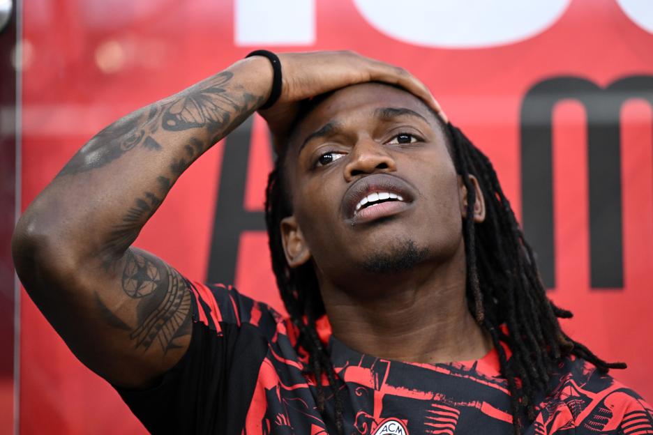 "Ruben Amorim Proposes Rafael Leao to Chelsea After Man Utd and Arsenal Pass on AC Milan Star"