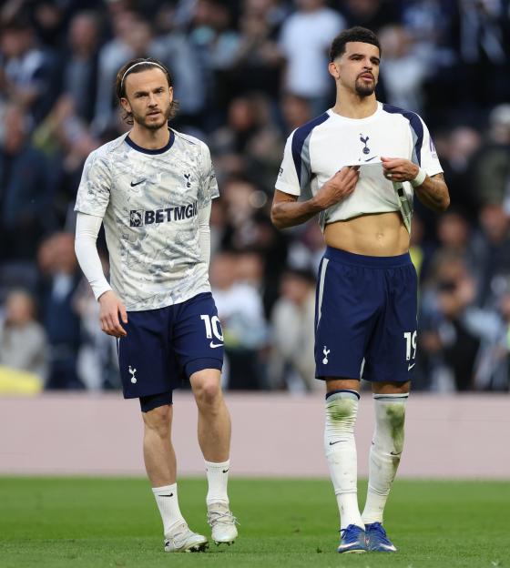 Tottenham Hotspur v Brighton & Hove Albion - Premier League