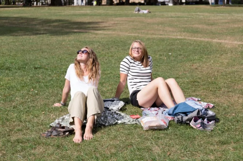Exact date balmy 26C weather will hit parts of UK as Met Office confirms ‘final taste of summer’