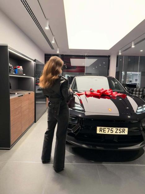 NINTCHDBPICT001068179403