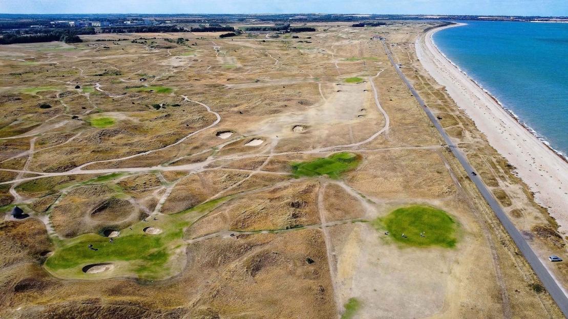Iconic Golf Course That Set Open Record Looks Transformed After UK Heatwave Scorches the Greens