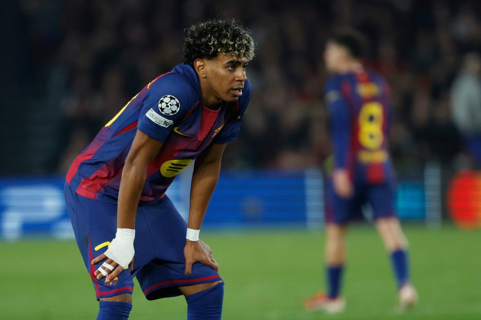 'What's the Story Behind Lamine Yamal's Hand Bandage During Barcelona Matches?'