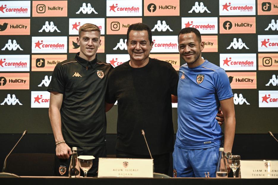 'I Don't Regret Parting Ways with Chelsea's Liam Rosenior – His Style of Play Just Wasn't Entertaining'