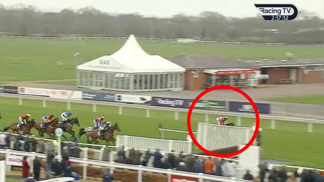 'World's Tallest Jockey Sidelined After Unusual Mistake Leads to Horse Withdrawal'