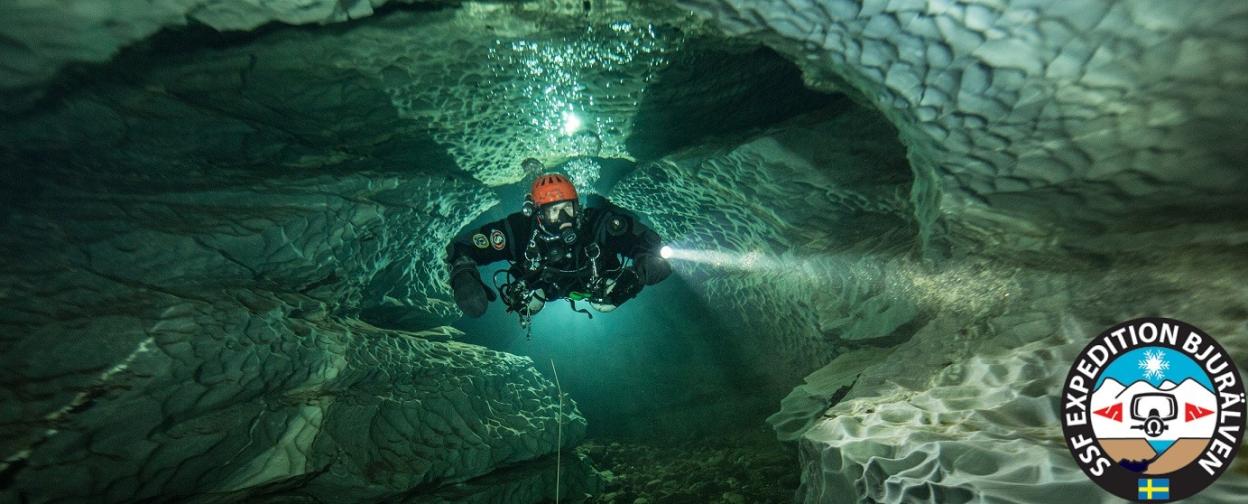 Daring Divers Launch Urgent Mission to Rescue Missing Tourists in Maldives Cave Before Sharks Arrive