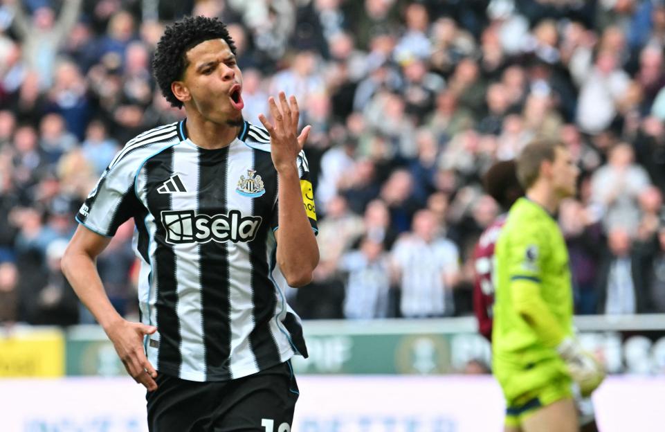 FBL-ENG-PR-NEWCASTLE-WEST HAM