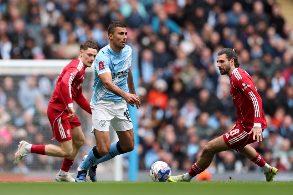 Man City vs Liverpool LIVE: FA Cup Quarter-Final Showdown - Follow the Action as Premier League Giants Battle for a Spot in the Semifinals!