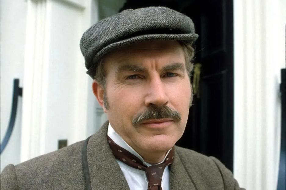 David Burke, Beloved Actor of Sherlock Holmes and Coronation Street, Passes Away at 92