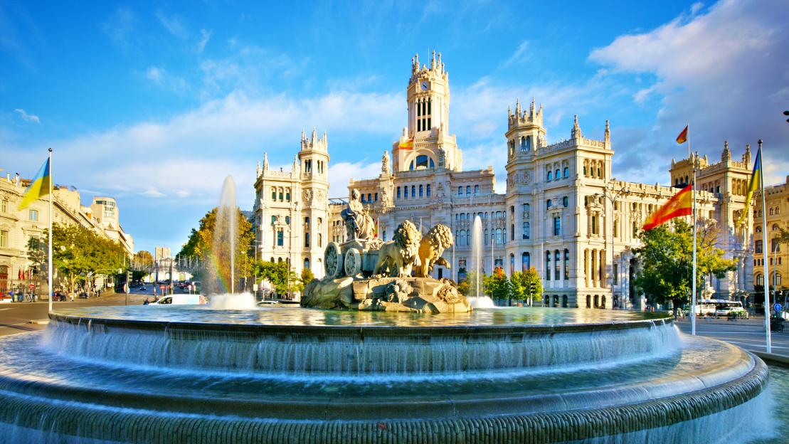 Plaza de Cibeles in Madrid with the Cybele Palace and Cybele Fountain.