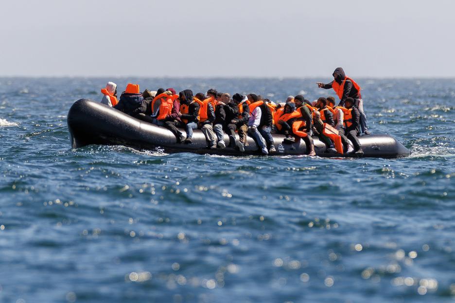 Tragic Discovery: Two Migrants, Including 16-Year-Old Girl, Found Dead on Beach After Boat Engine Explosion During Channel Crossing