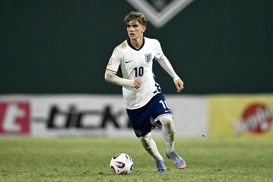 Italy v England - UEFA European Under-17 Championship 2024/25 Group B