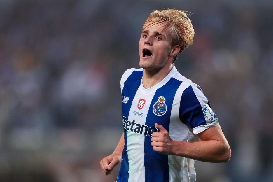 FC Porto v SCU Torreense:Portuguese Super Cup