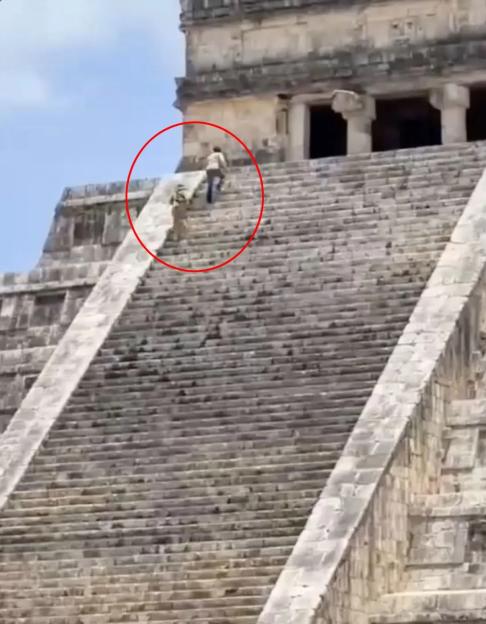 Tourists Caught Red-Handed Climbing Iconic Ancient Pyramid, Facing Arrest and Major Fines!