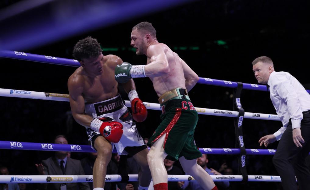 Supply Teacher Stuns Fans on Wardley vs Dubois Undercard – Back to Class by Monday!