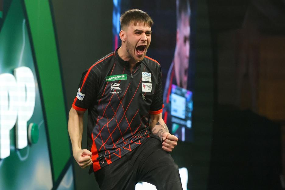 Darts Sensation Returns from Six-Month Ban to Claim First Title: 'The Standard is Still There!'