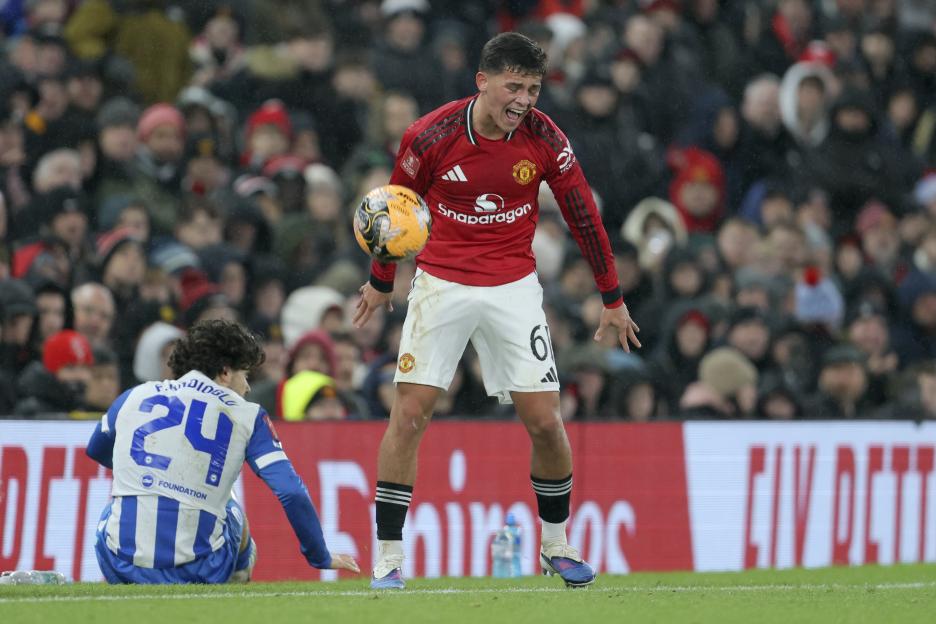 Manchester United v Brighton & Hove Albion - Emirates FA Cup Third Round