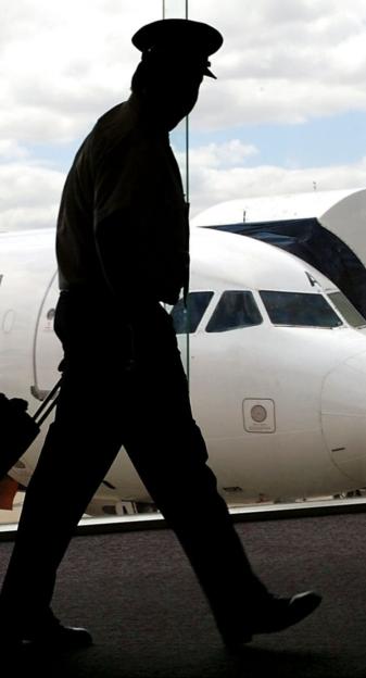 BA Pilot Arrested for Allegedly Filming Secret Encounters with 16 Women, Shocked Stewardess Shares How He Was Exposed