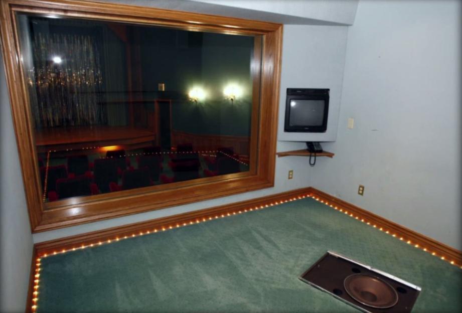 NINTCHDBPICT000980961617