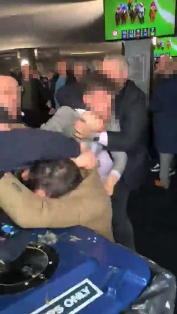 NINTCHDBPICT001065578109