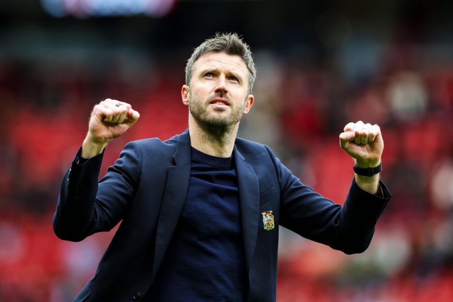 Manchester, UK. 03rd May, 2026. Manchester United head coach Michael Carrick applauds the fans after winning 3-2 the Manchester United v Liverpool Premier League match at Old Trafford, Manchester, England on 3 May 2026 Credit: Phil Duncan/Every Secon