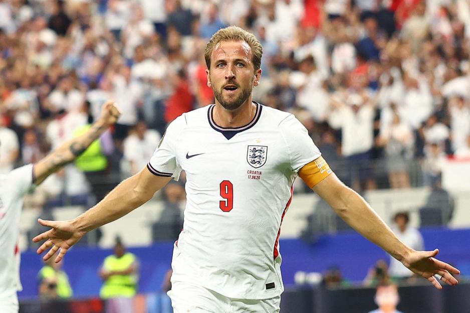 Harry Kane Sets World Cup Record by Matching Gary Lineker's England Goals with First-Half Brace Against Croatia