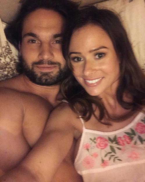 Camilla Thurlow and Jamie Jewitt posing together.