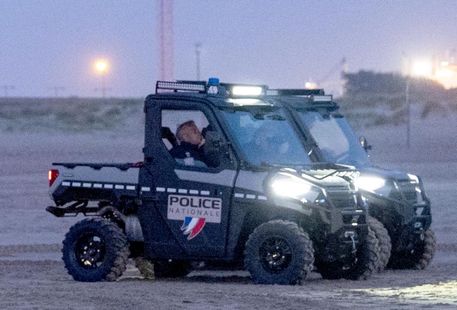French Cops Caught Napping in Golf Buggy While Dinghies Drift by Unchecked