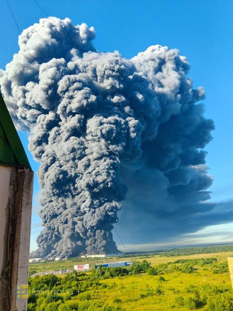 Choking smoke shrouded Moscow region today as Ukrainian drones struck a huge logistics hub of Wildberries, the Russian Amazon, at Elektrostal, 36 miles east of the Kremlin.