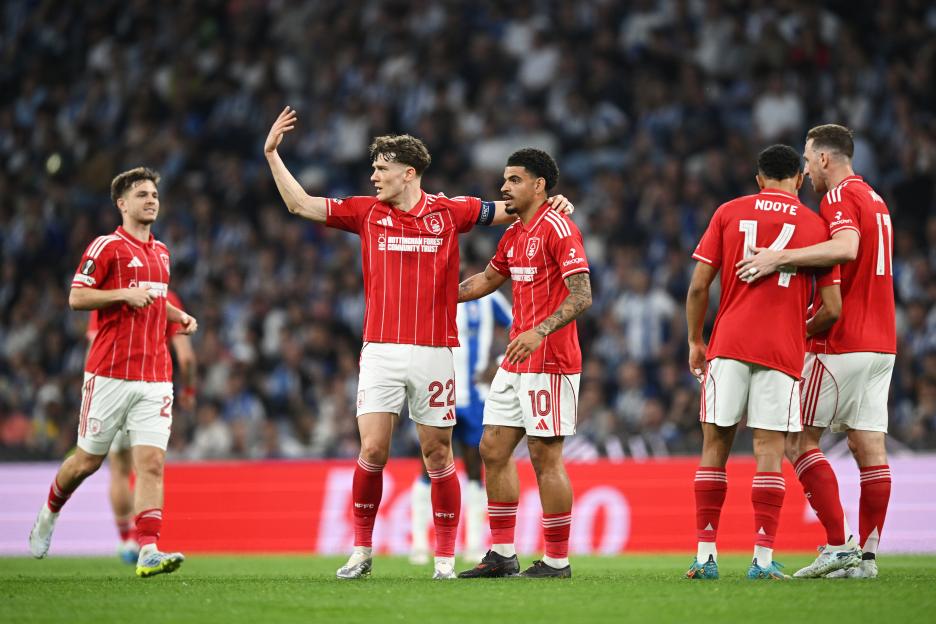 Porto 1, Nottingham Forest 1: Reds Rescue a Draw with Hilarious Own Goal Amidst European Powerhouse Pressure