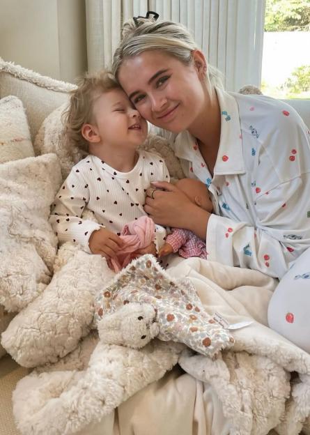 NINTCHDBPICT000984495413