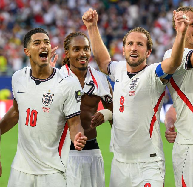 11 July 2026 - Norway v England - Miami Stadium- Quarter Final - 2026 World Cup - USA. Jude Bellingham and Harry Kane celebrate victory at the final whistle. Picture : Mark Pain / Alamy Live News