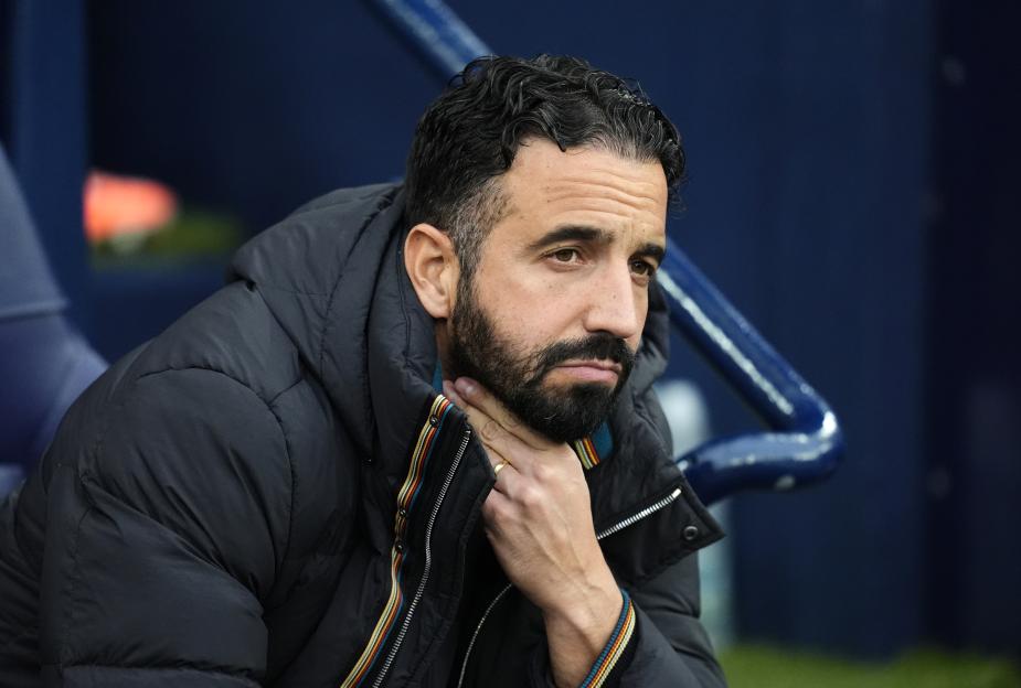 Did Manchester United Make the Right Call by Letting Amorim Go? Cast Your Vote!