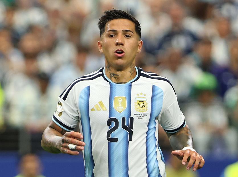 Real Madrid Breaks Ground with Unprecedented Statement on Enzo Fernandez Amid Chelsea Transfer Rumors