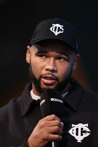 'British Boxing Shines Again: Olympic Star Frazer Clarke Headlines as Live Fights Make a Comeback to BBC After 21 Years'