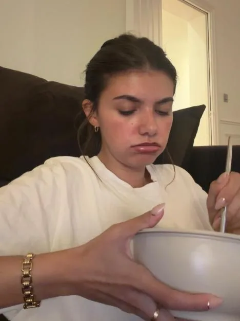Pregnant Samie Elishi shares insight into tough first trimester as she details sickness and strange cravings