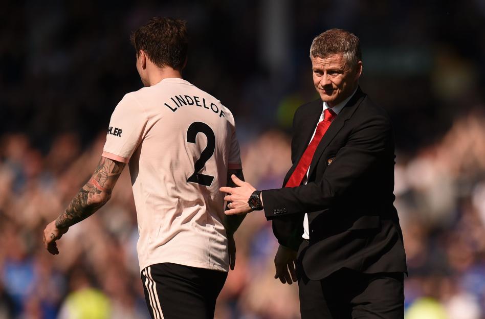 Ole Gunnar Solskjaer greeting Victor Lindelof.