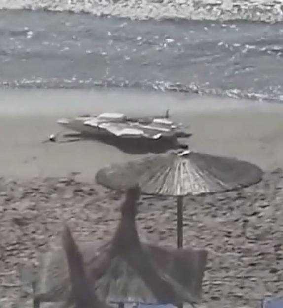 Tourists Discover Explosive Drone in Romanian Resort Waters, Bomb Squad Safely Detonates Device