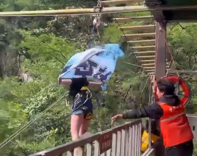 Tragic Fall: 16-Year-Old Girl Dies After Warning Her Safety Rope Was Loose on Cliff Swing