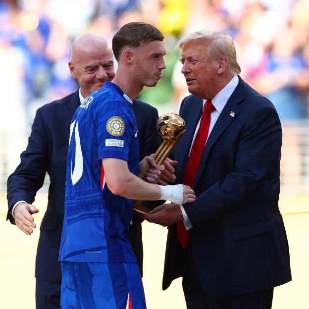 Thomas Tuchel Calls Cole Palmer the World's Second-Best Player—Then Shocks Fans by Dropping Him from England's World Cup Squad!