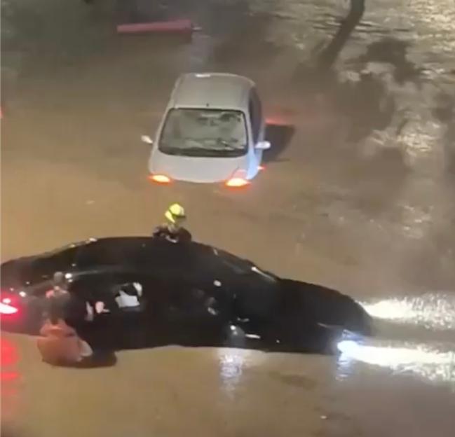 Torrential rain sparks deadly floods in Spain with red warning over ‘significant danger’ in Brit holiday hotspots