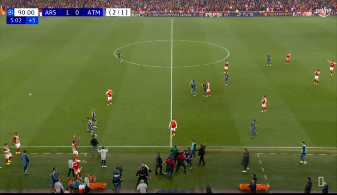 Soccer match with a score of ARS 1, ATM 0, with 90:00 minutes on the clock.