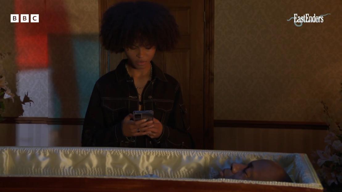 NINTCHDBPICT001051752808