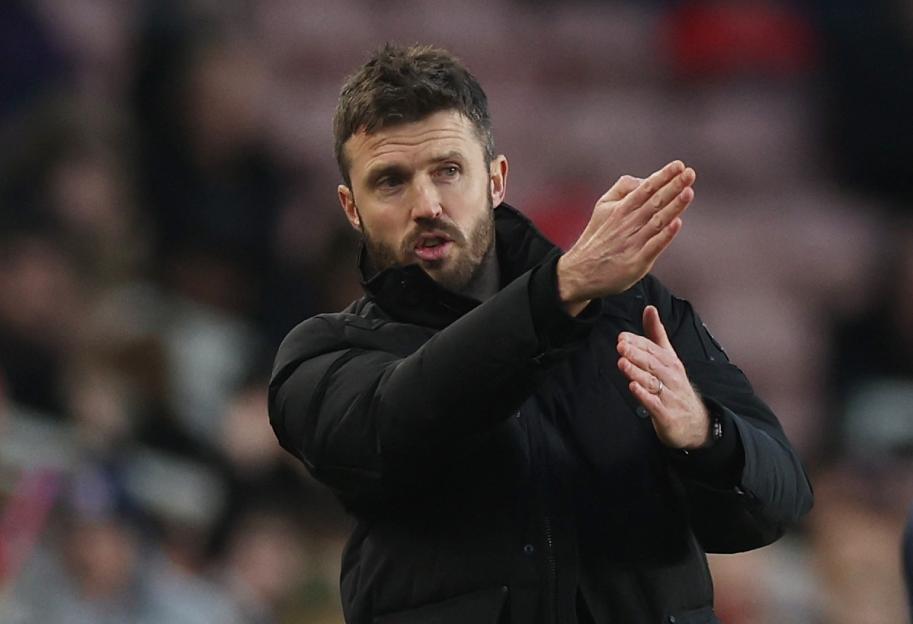 Michael Carrick Emerges as Top Contender for Man Utd Interim Manager Role, Surpassing Ole Gunnar Solskjaer to Take Over from Darren Fletcher