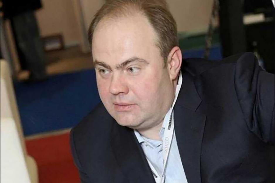 Russian Executive Linked to Putin Rival's Death Found Hanged on Moscow Balcony in Another Mysterious 'Suicide'